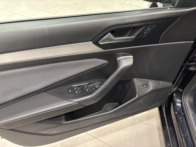 2025 Volkswagen Jetta SE Auto