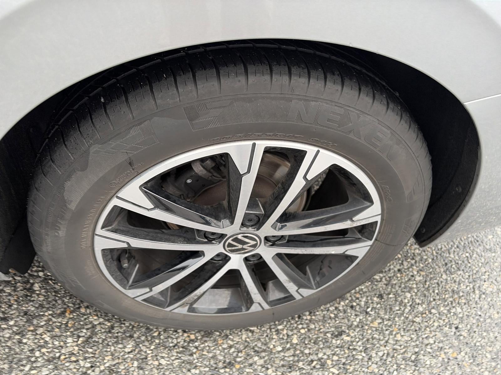 2024 Volkswagen Jetta Sport Auto