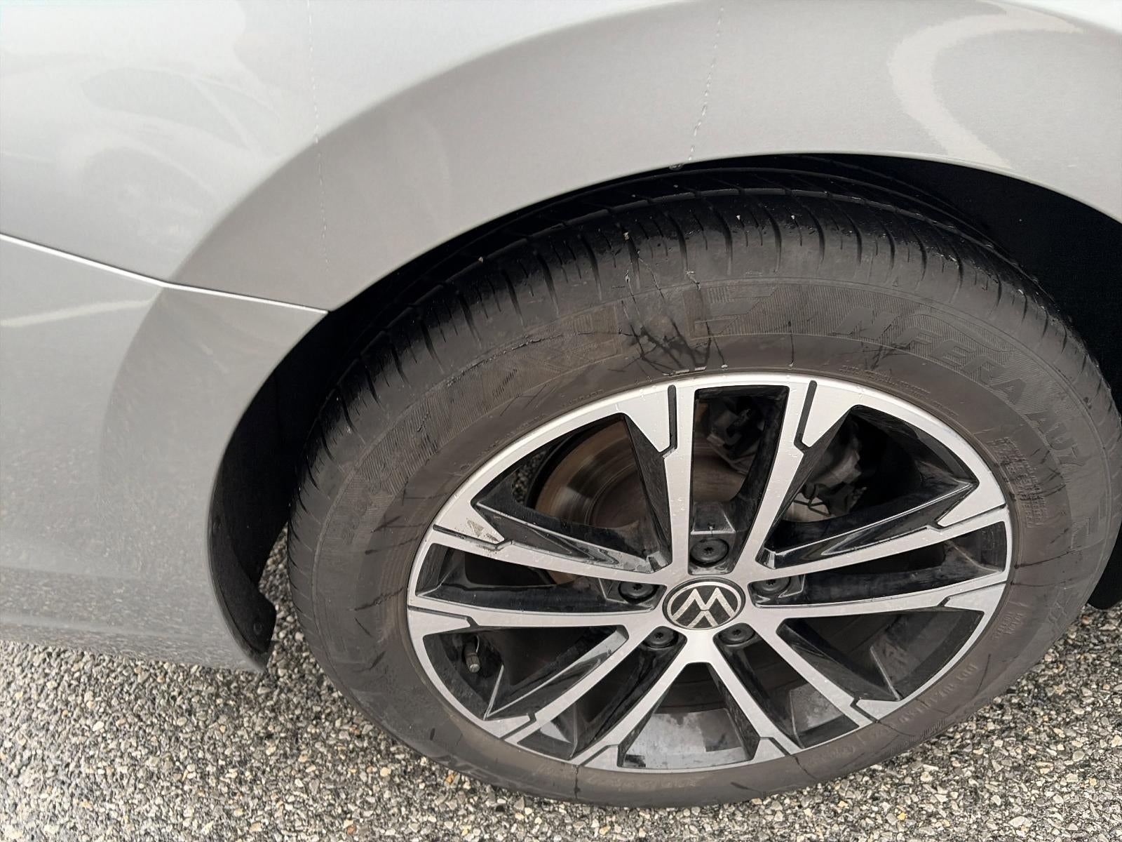 2024 Volkswagen Jetta Sport Auto