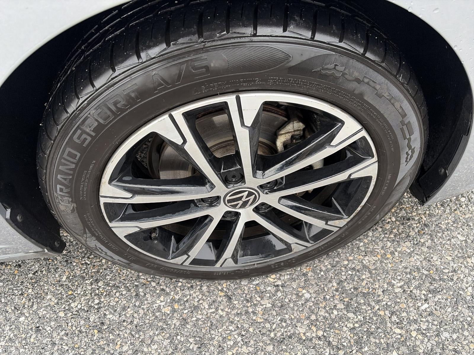 2023 Volkswagen Jetta Sport Auto