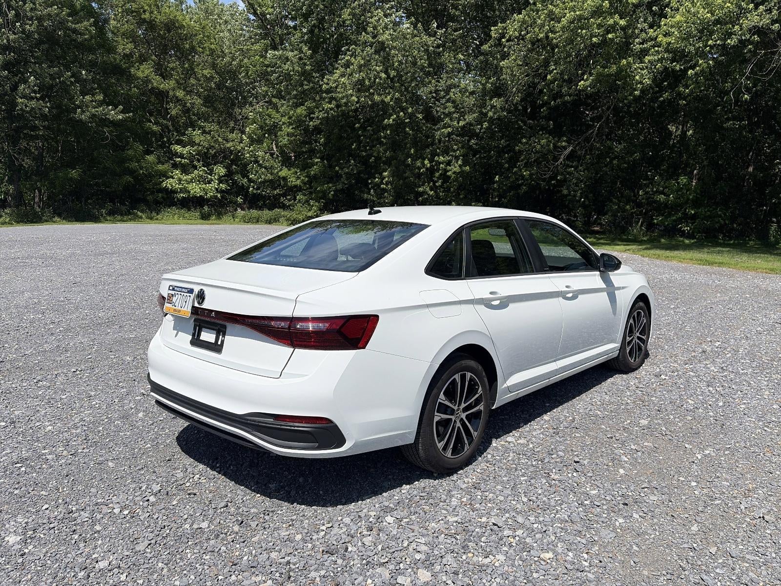 2025 Volkswagen Jetta Sport Auto