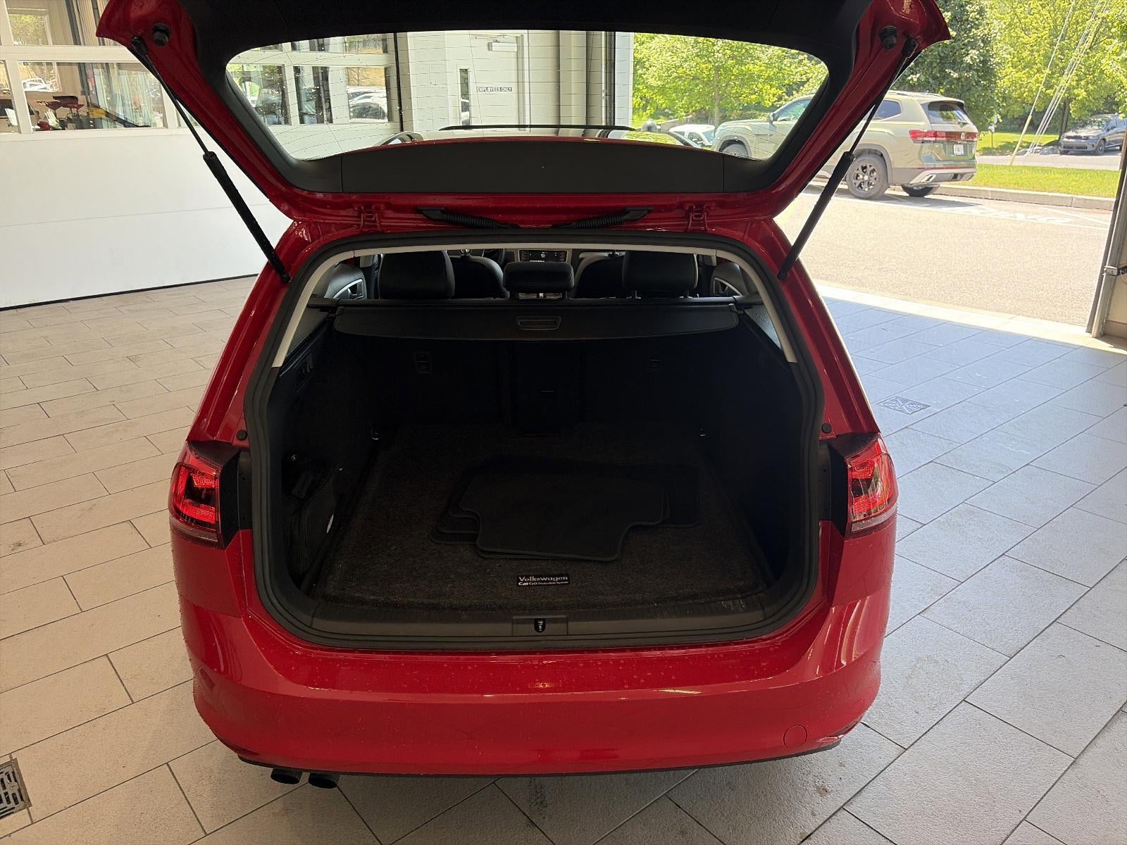 2016 Volkswagen Golf SportWagen 4dr Auto TSI Limited Edition