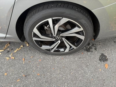 2026 Volkswagen Jetta SEL Auto