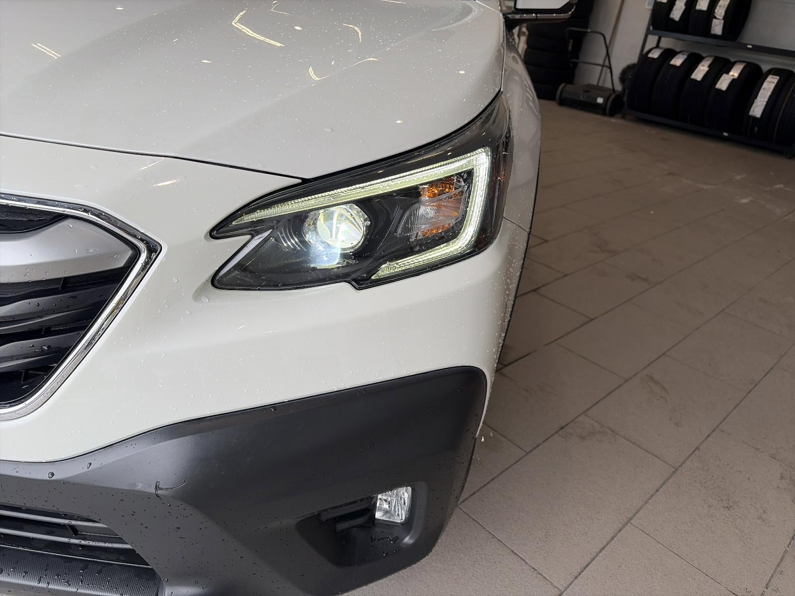 2022 Subaru Outback Premium CVT