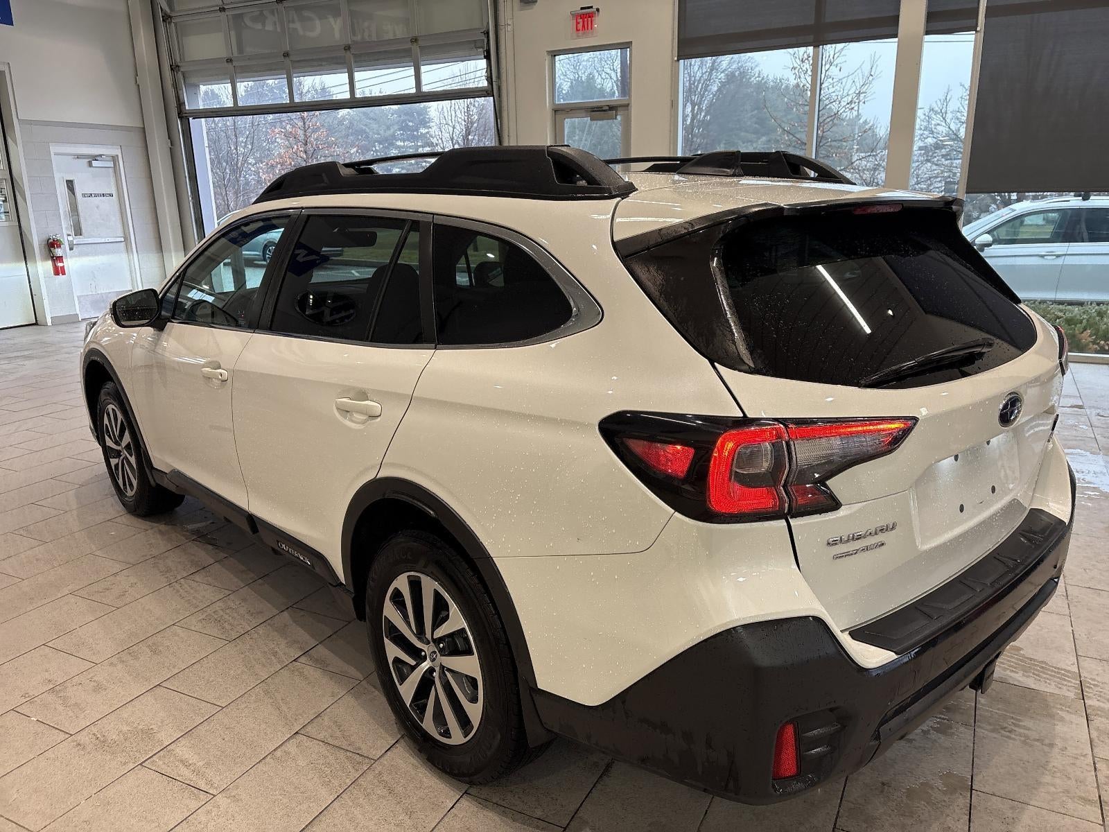 2022 Subaru Outback Premium CVT