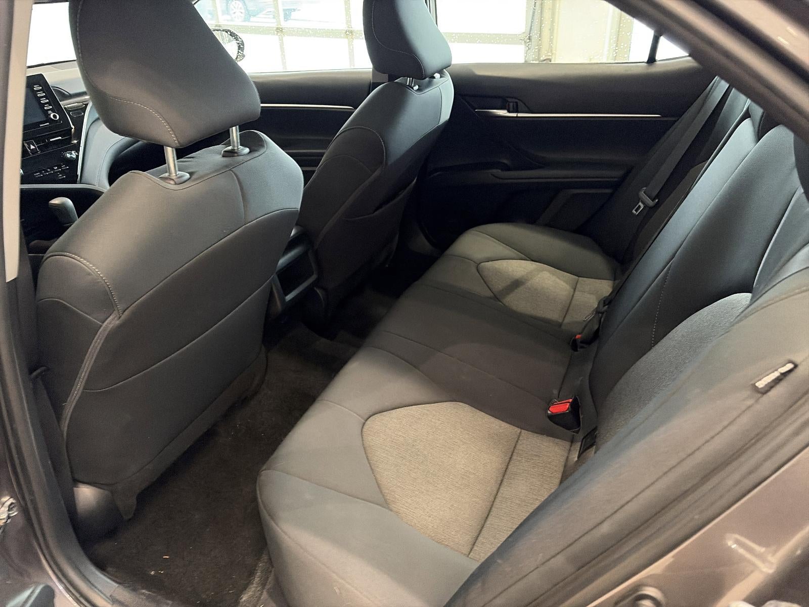 2023 Toyota Camry LE Auto (SE)