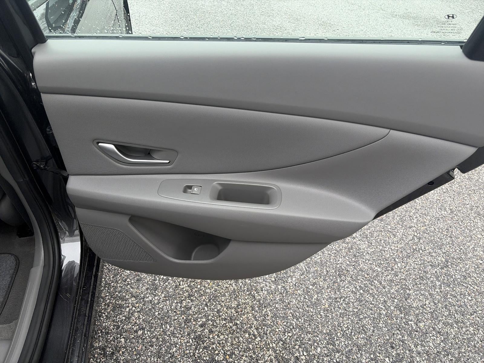 2022 Hyundai ELANTRA SEL IVT