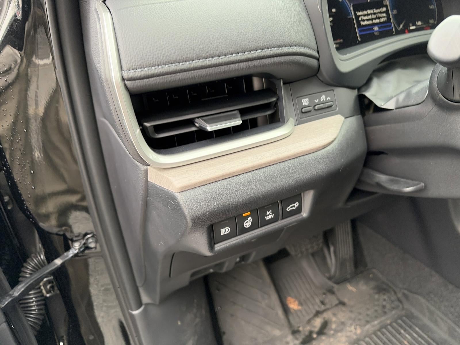 2025 Toyota Grand Highlander Hybrid LE AWD (Natl)