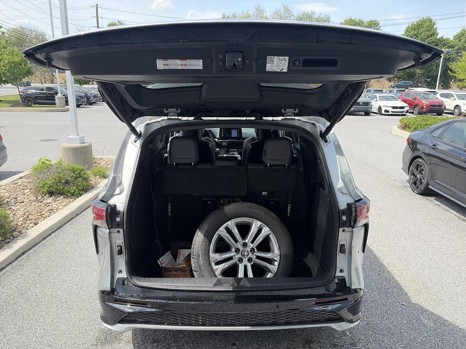 2022 Toyota Sienna XSE AWD 7-Passenger (Natl)