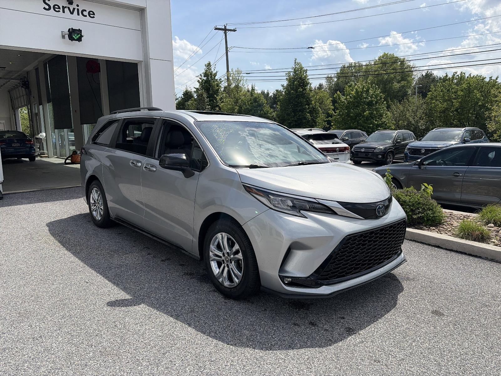 2022 Toyota Sienna XSE AWD 7-Passenger (Natl)