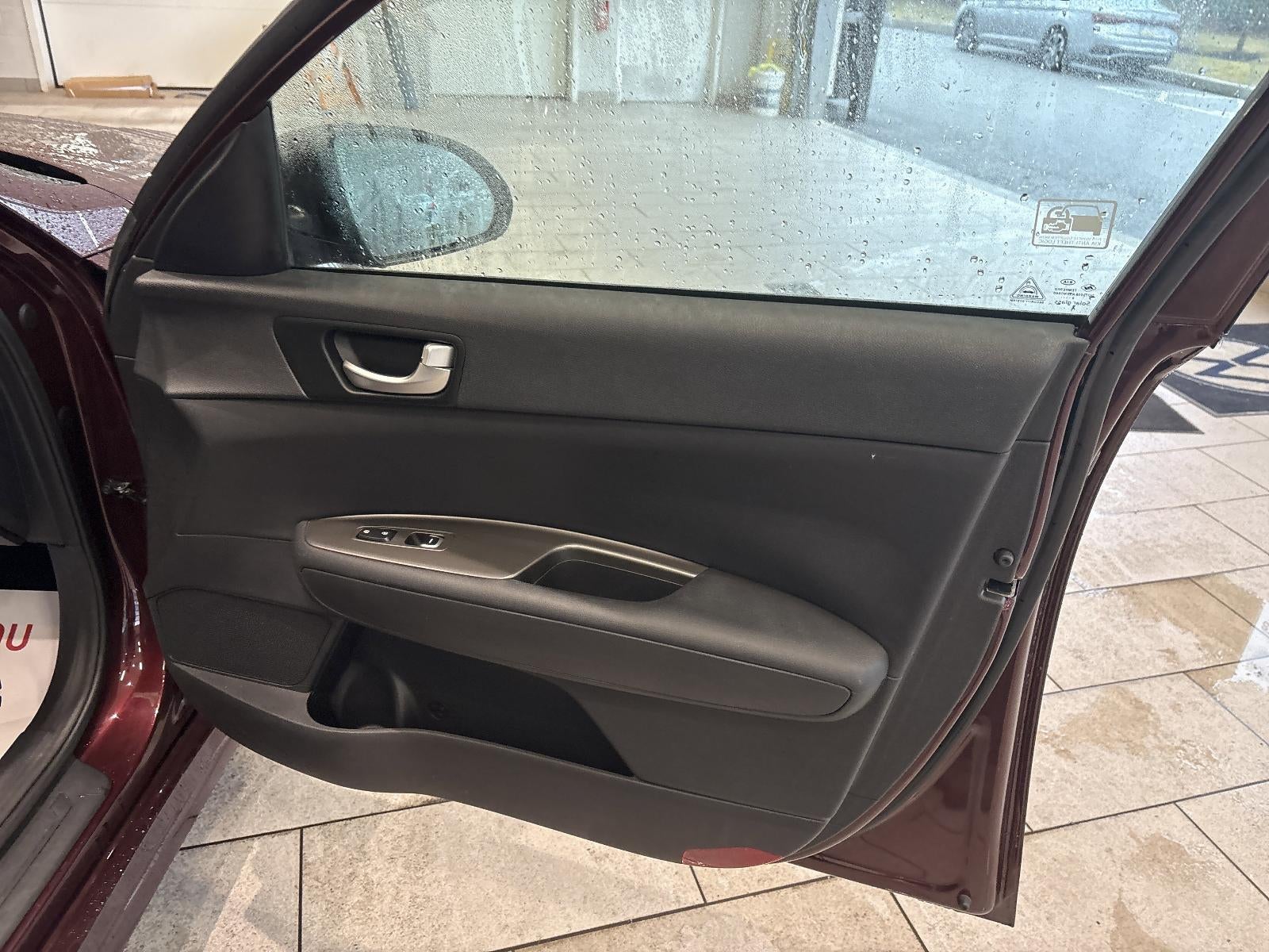 2020 Kia Optima LX Auto