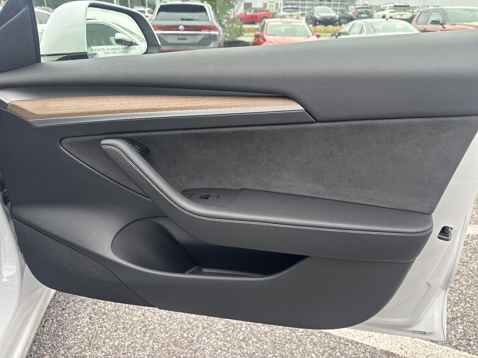 2023 Tesla Model 3 RWD
