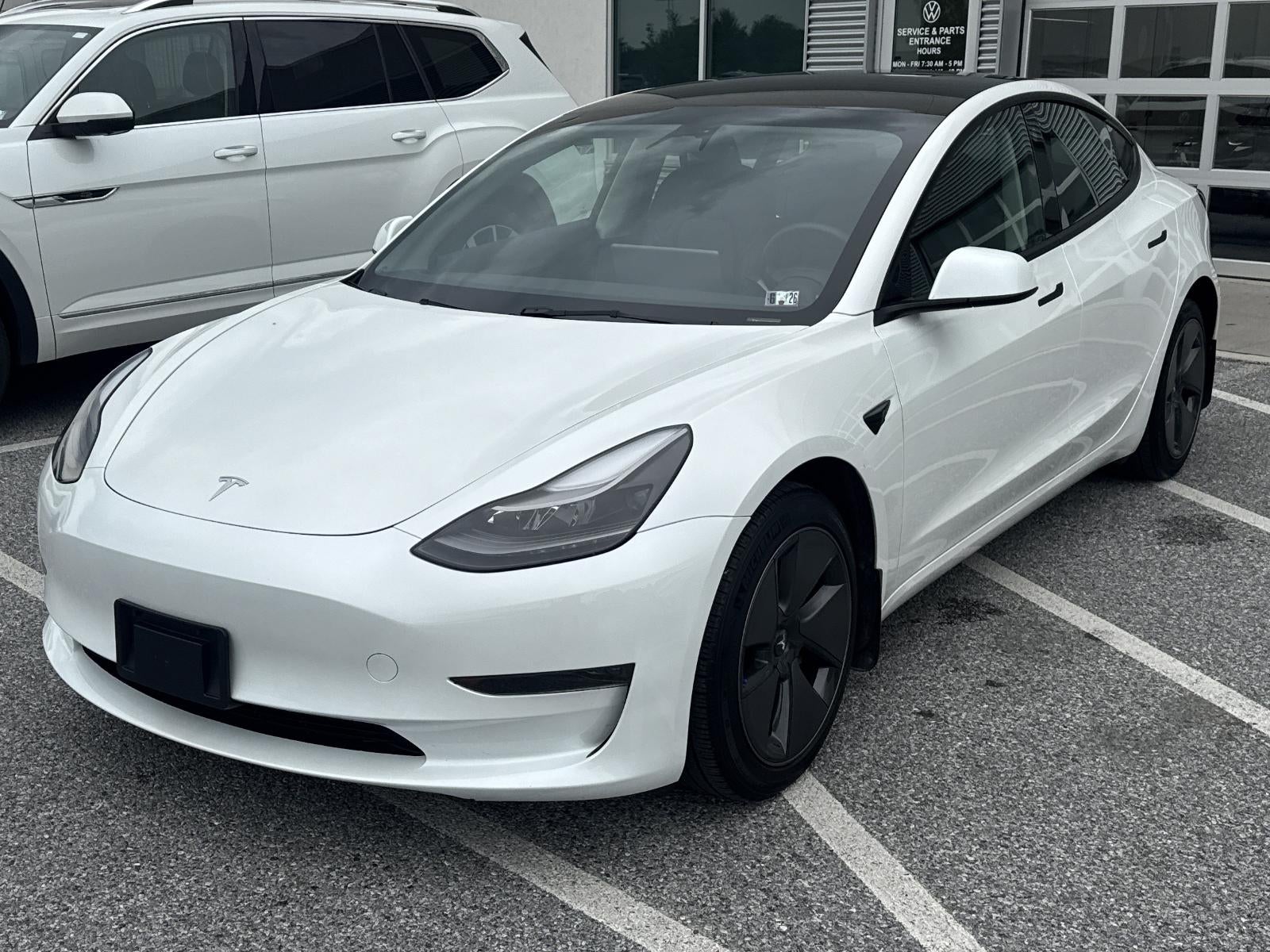 2023 Tesla Model 3 RWD