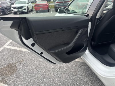 2023 Tesla Model 3 RWD