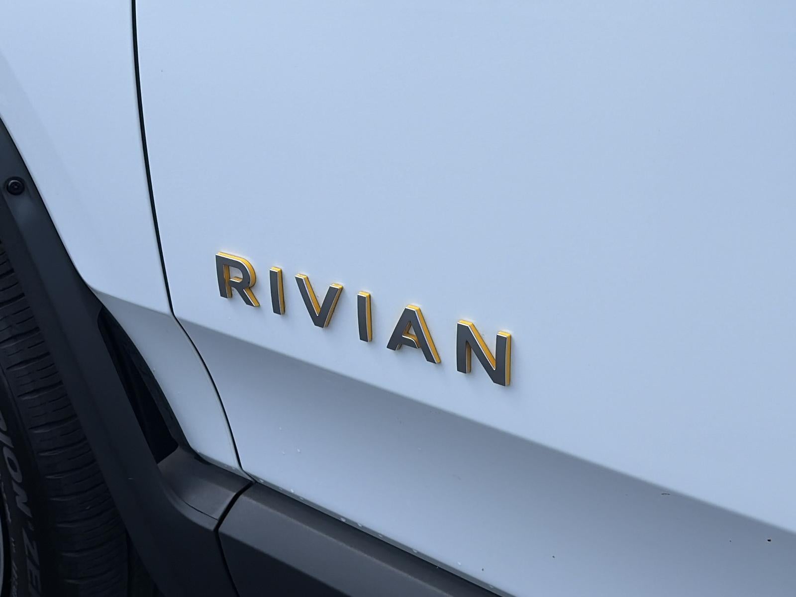 2022 Rivian R1S Launch Edition AWD