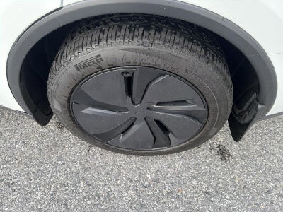 2026 Tesla Model Y AWD