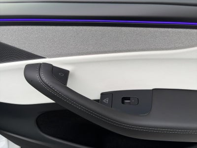 2026 Tesla Model Y AWD