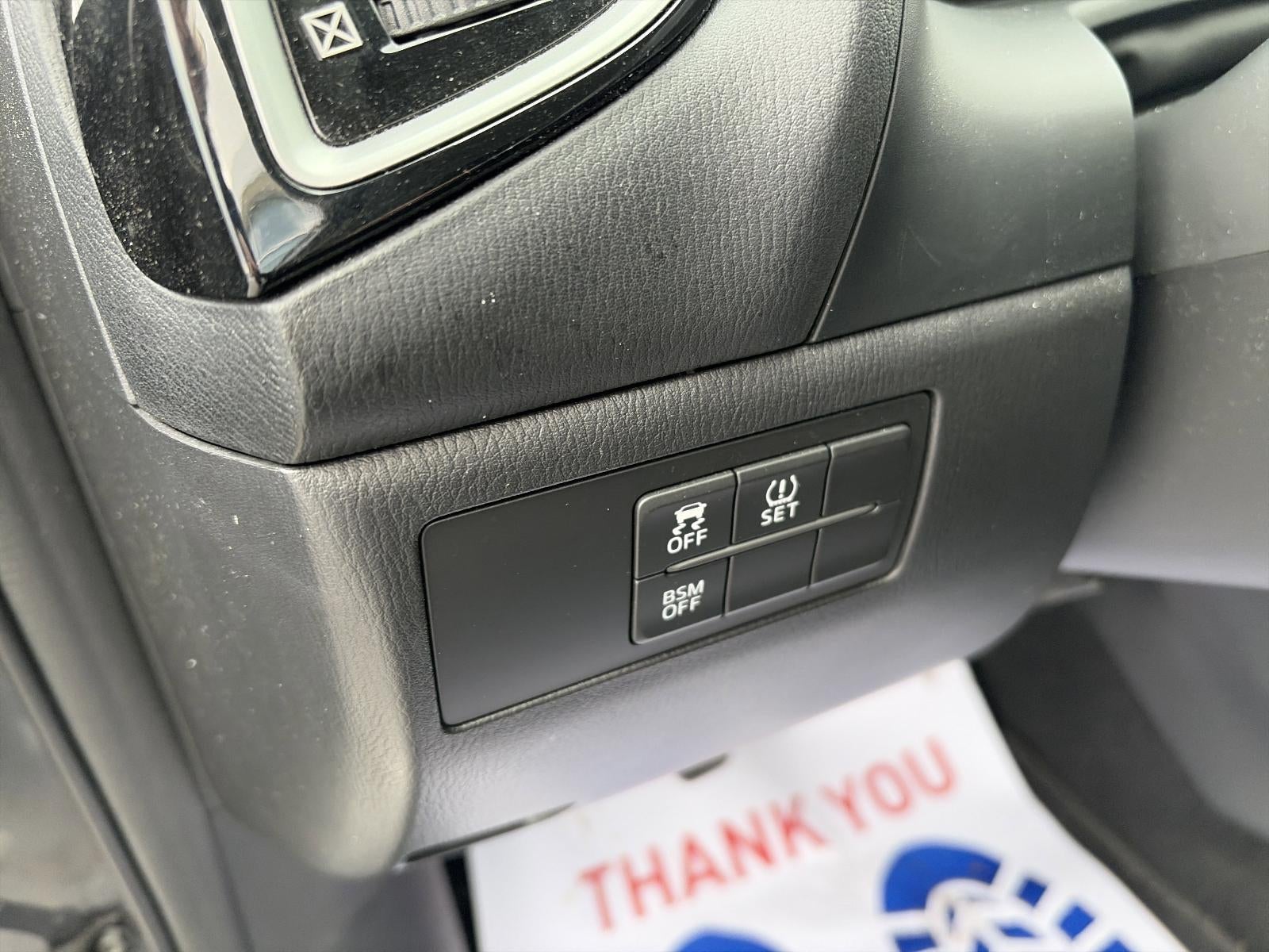 2014 Mazda Mazda3 4dr Sdn Man i Touring