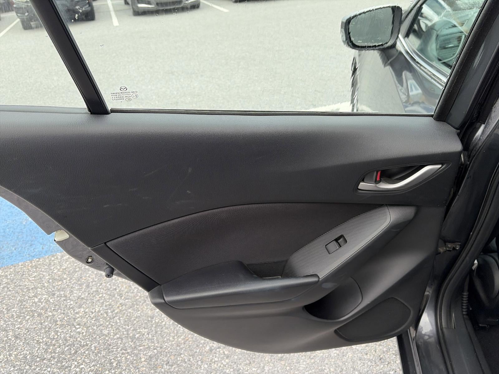 2014 Mazda Mazda3 4dr Sdn Man i Touring