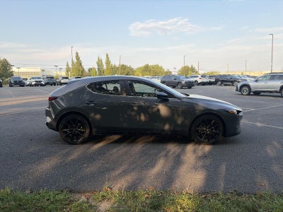 2022 Mazda Mazda3 Hatchback Carbon Edition Auto FWD