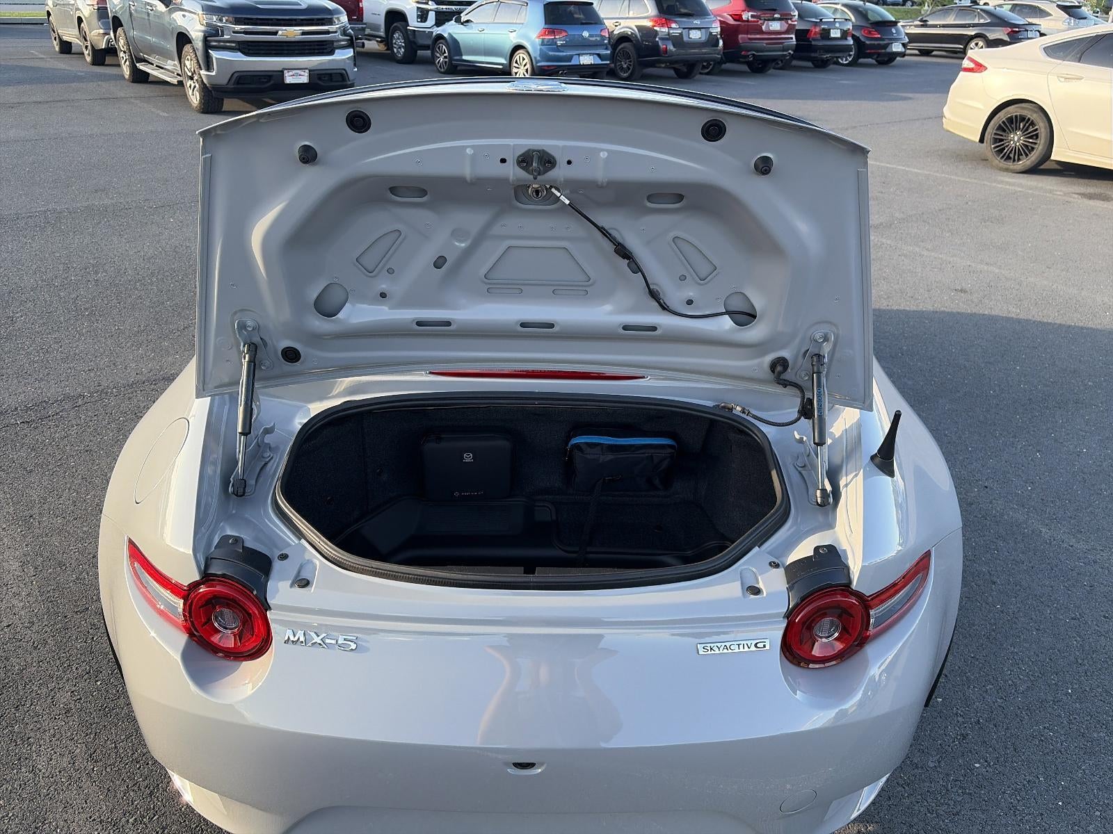 2024 Mazda Mazda MX-5 Miata Club Manual