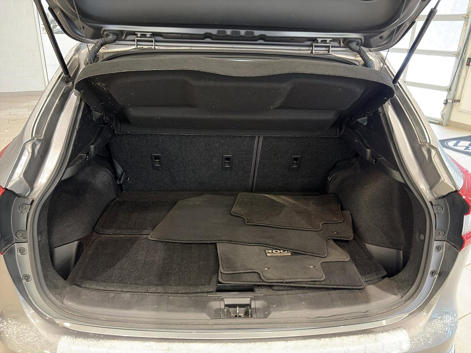 2022 Nissan Rogue Sport AWD SV