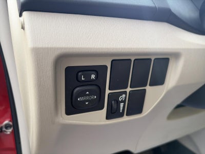 2015 Toyota Prius 5dr HB Four (Natl)