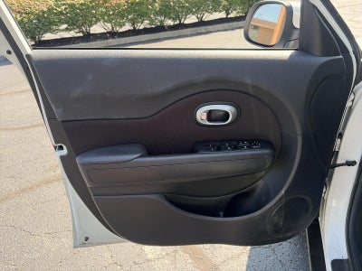 2015 Kia Soul 5dr Wgn Auto +