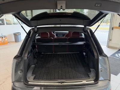 2022 Audi SQ7 Premium Plus 4.0 TFSI quattro