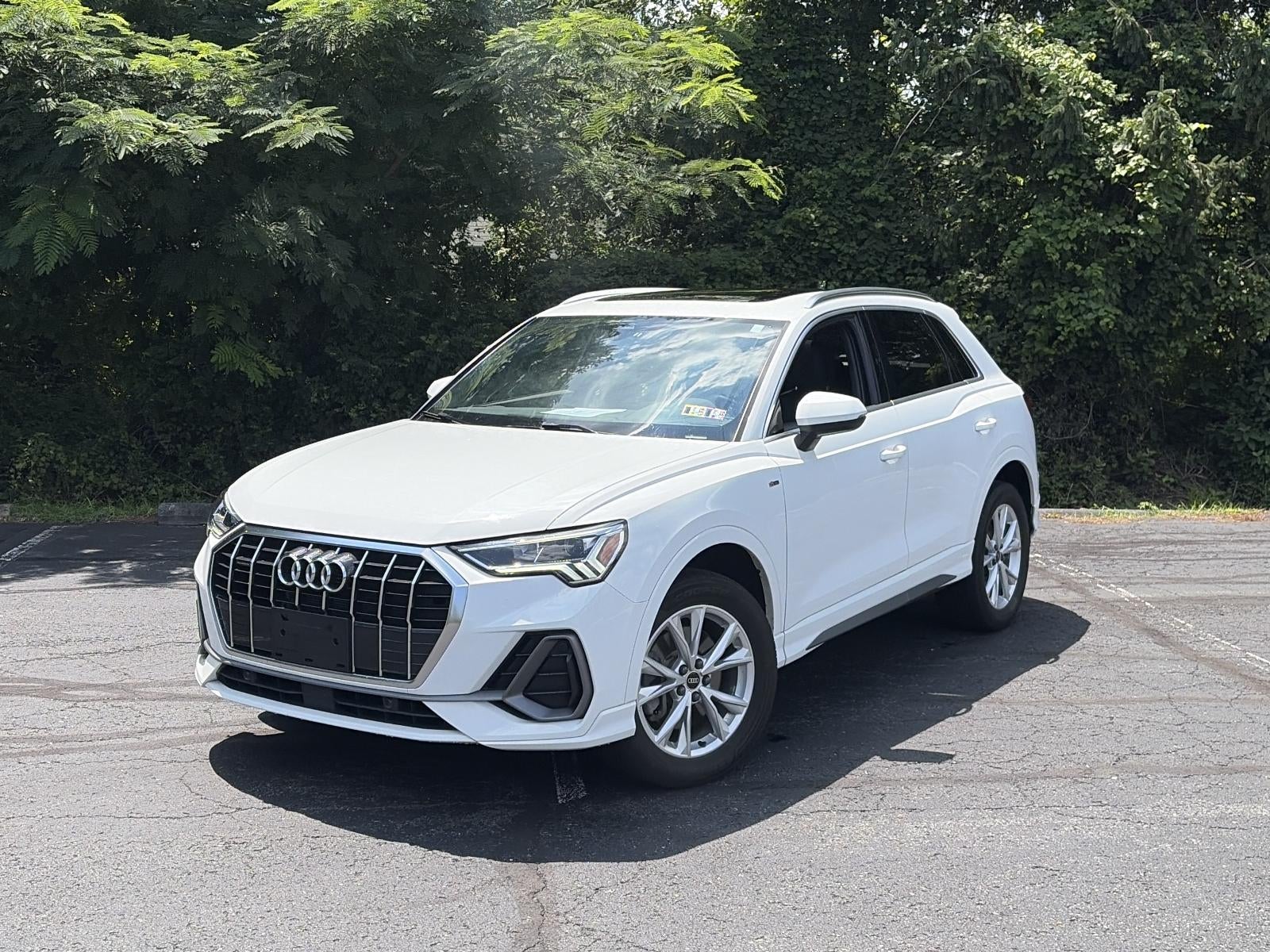2023 Audi Q3 S line Premium 45 TFSI quattro