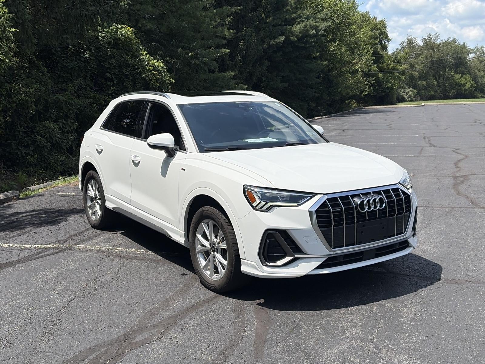 2023 Audi Q3 S line Premium 45 TFSI quattro