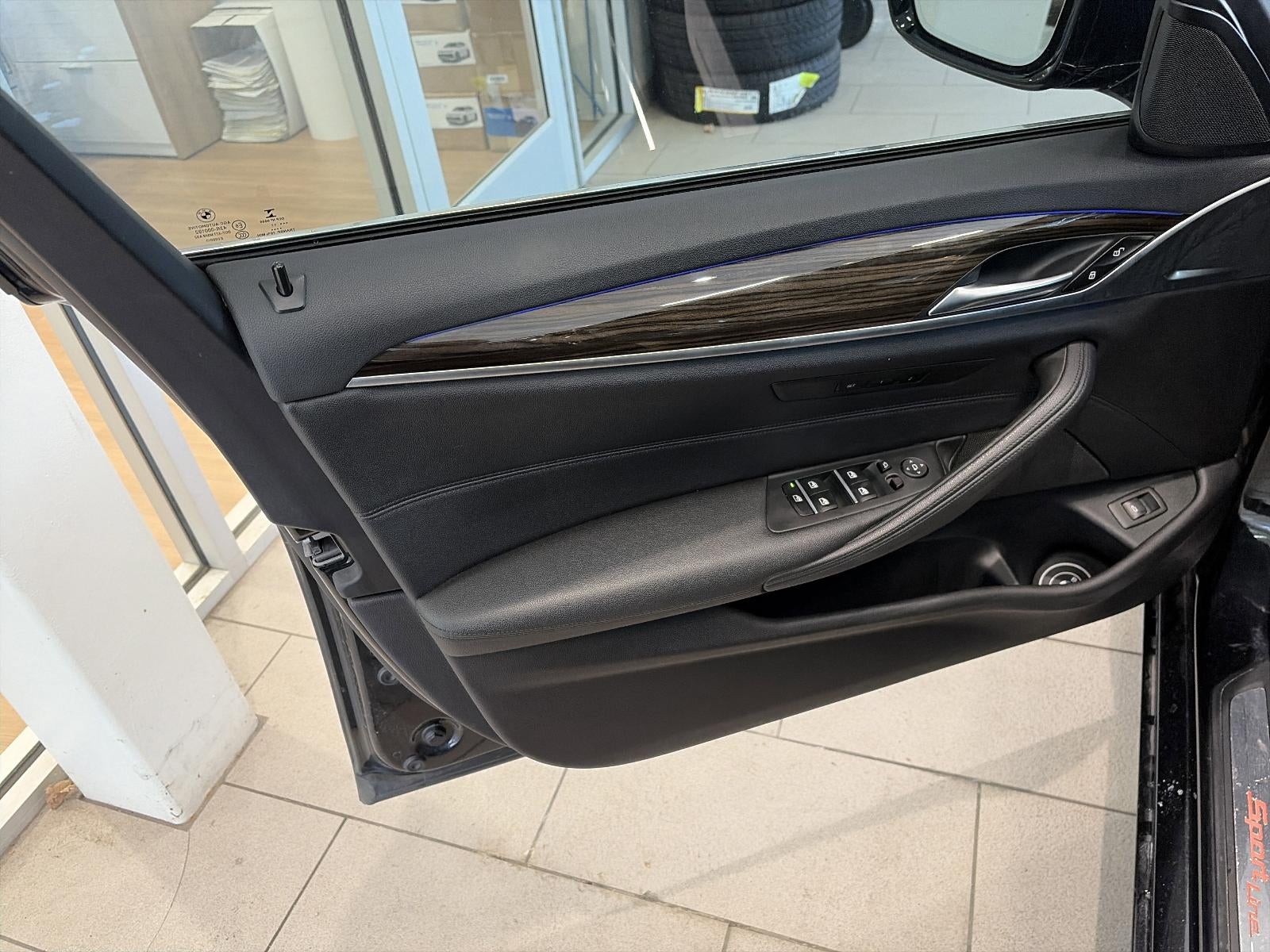 2018 BMW 530i xDrive Sedan