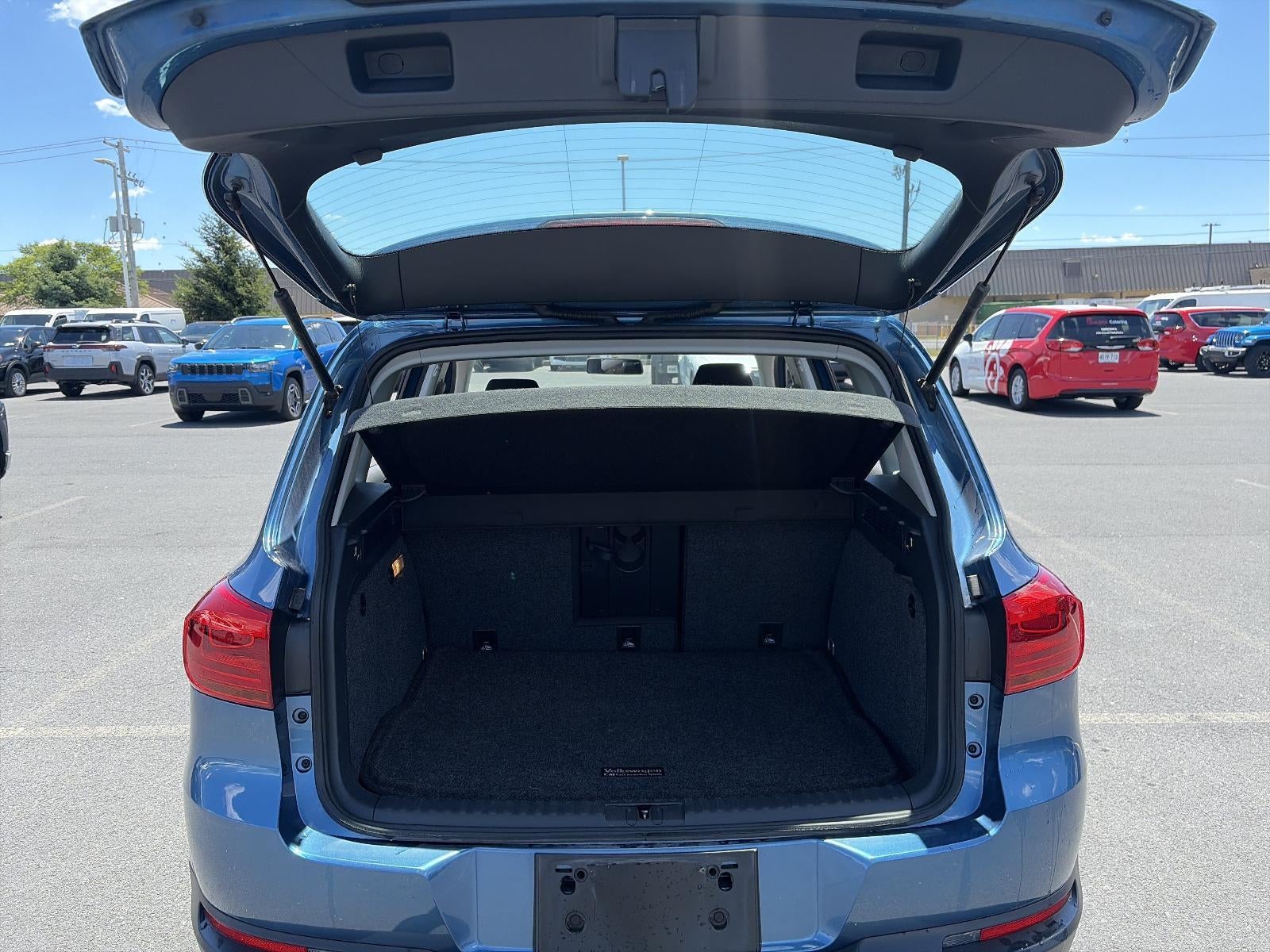 2017 Volkswagen Tiguan Limited 2.0T 4MOTION