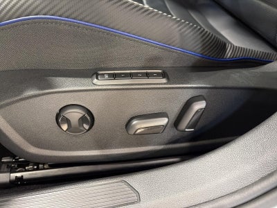 2024 Volkswagen Golf R 2.0T Manual