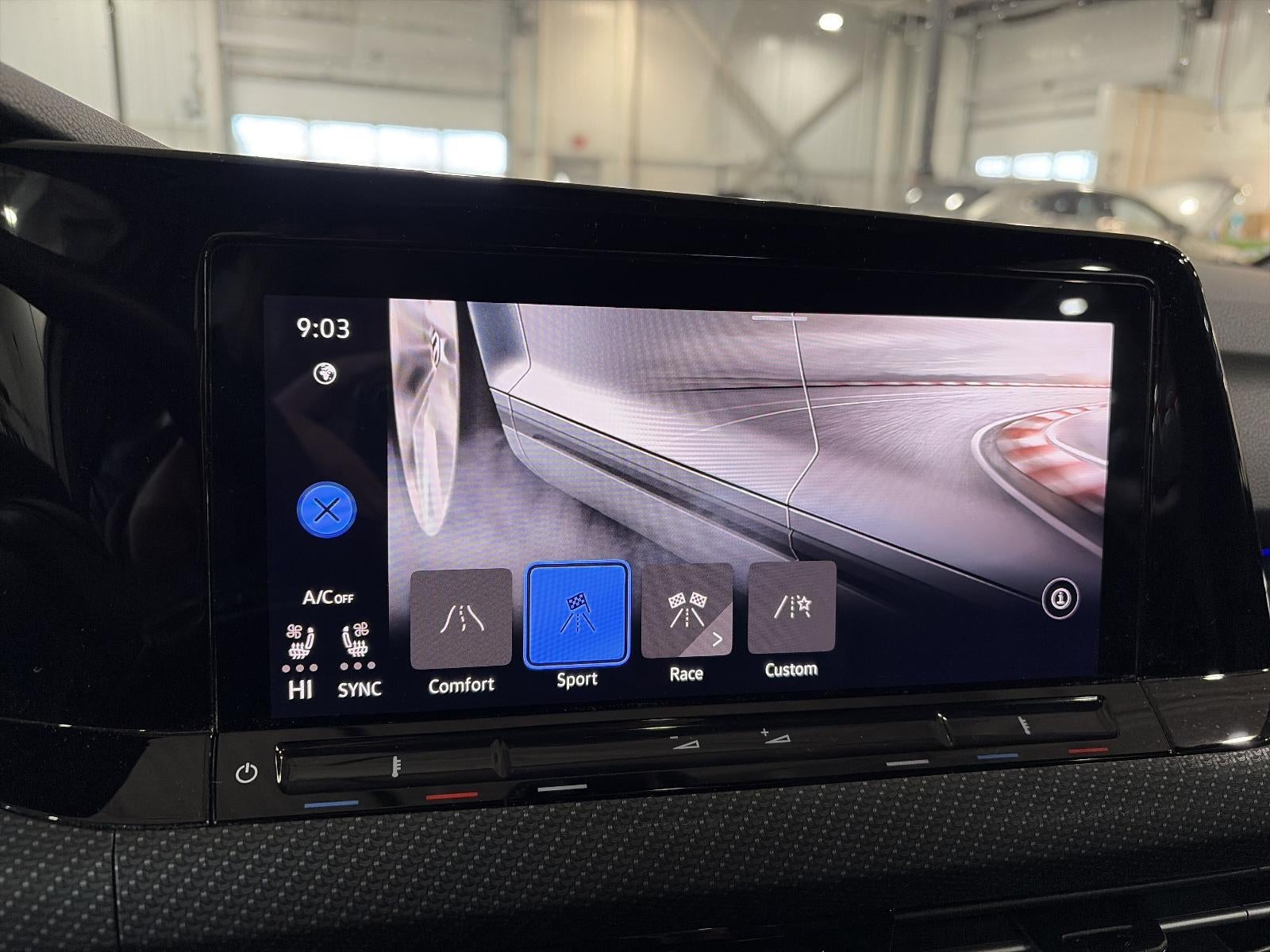 2024 Volkswagen Golf R 2.0T Manual