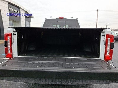 2023 Ford Super Duty F-250 SRW LARIAT 4WD Crew Cab 6.75' Box