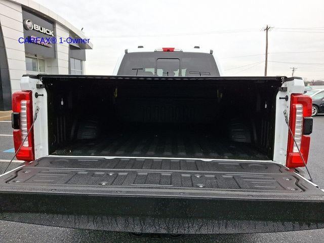 2023 Ford Super Duty F-250 SRW LARIAT 4WD Crew Cab 6.75' Box