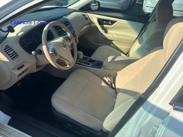 2015 Nissan Altima 4dr Sdn I4 2.5 SV