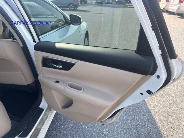 2015 Nissan Altima 4dr Sdn I4 2.5 SV