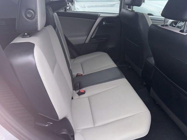 2016 Toyota RAV4 AWD 4dr Limited (GS)