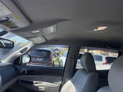 2015 Toyota Tacoma 4WD Double Cab Long Bed V6 Automatic (Natl)