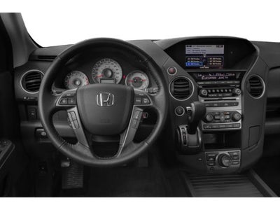 2013 Honda Pilot 4WD Touring with DVD Rear Entertainment System and Navigation