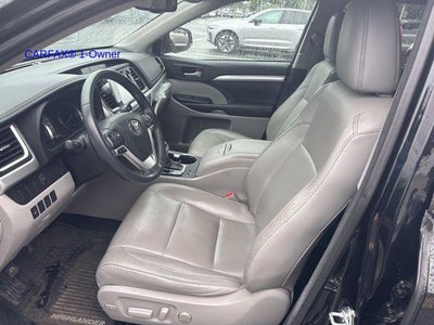 2016 Toyota Highlander AWD 4dr V6 XLE (Natl)