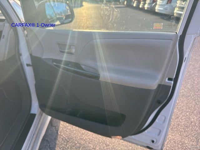 2019 Toyota Sienna XLE Premium FWD 8-Passenger (Natl)