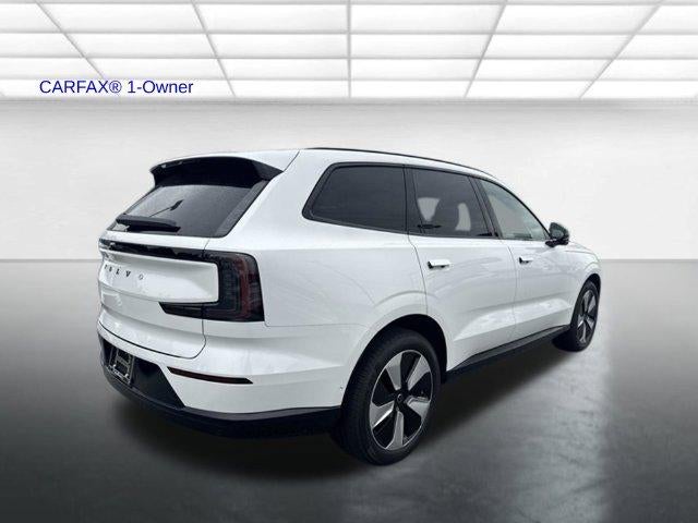 2026 Volvo EX90 Twin Motor Plus 6-Seater