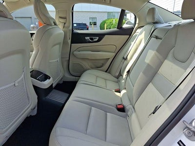 2025 Volvo S60 Plug-In Hybrid T8 AWD Plus