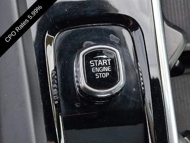 2024 Volvo S60 B5 FWD Core Dark Theme