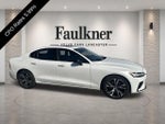 2024 Volvo S60 B5 FWD Core Dark Theme