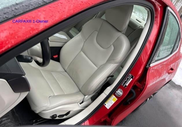 2023 Volvo S60 B5 AWD Ultimate Bright Theme