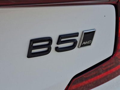 2024 Volvo S60 B5 AWD Plus Black Edition